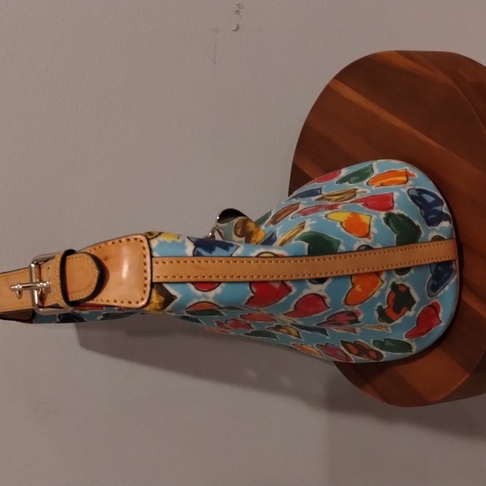 Dooney & Bourke Heart Hobo Vintage Coated Canvas Multi Color Bag And Zipper GUC - Picture 16 of 16
